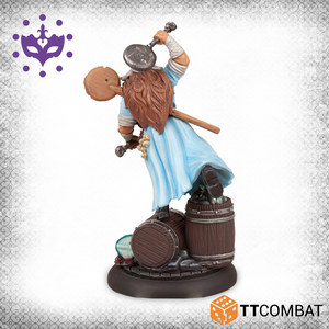 Extreme Pan Lady *EXCLUSIVE PRE-ORDER JUNE 6TH 2025*